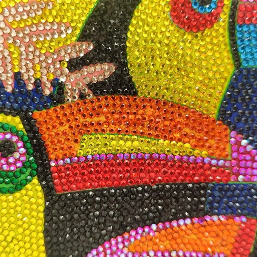 Boutique De FGG Toucan Bird Crystal Clutch Purses for Women Evening Minaudiere Handbags Party Rhinestone Clutch Bag,Mini