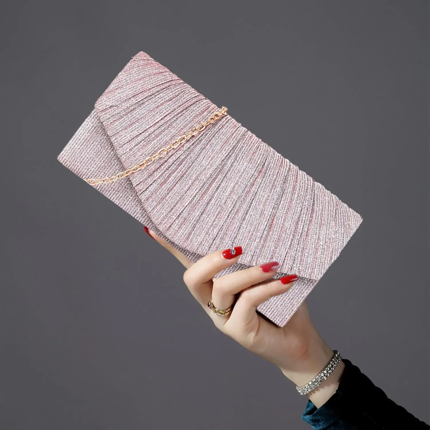 Clutch Purses for Women, Glitter Evening Bag with Chain Strap, Formal Pleated Design for Wedding, Cocktail, Party