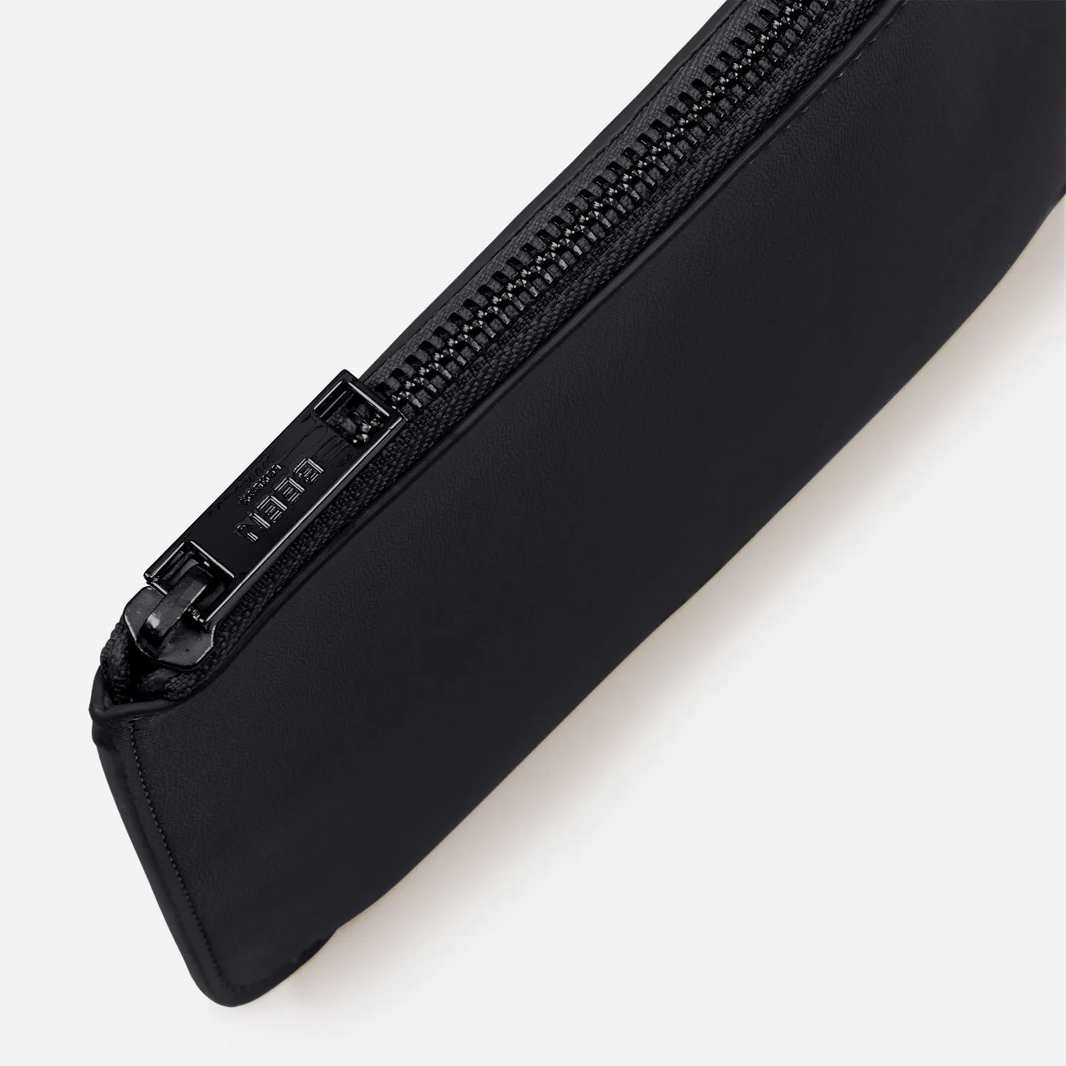 Daley Pouch