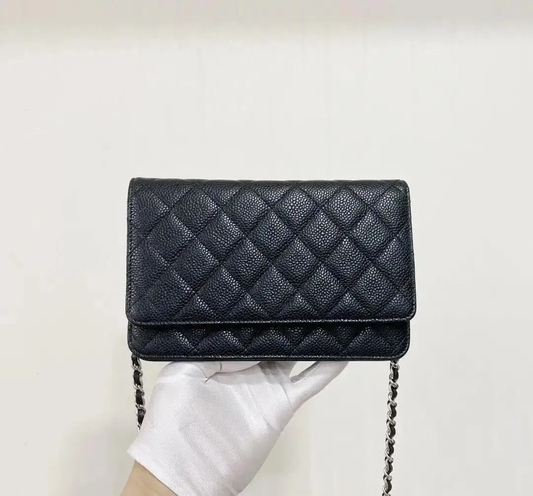 Designer Women’s Chain Wallet - Classic Mini Sheepskin Coin Purse, Luxury Leather Clutch with Gift Box, for Daily Use & Gifts