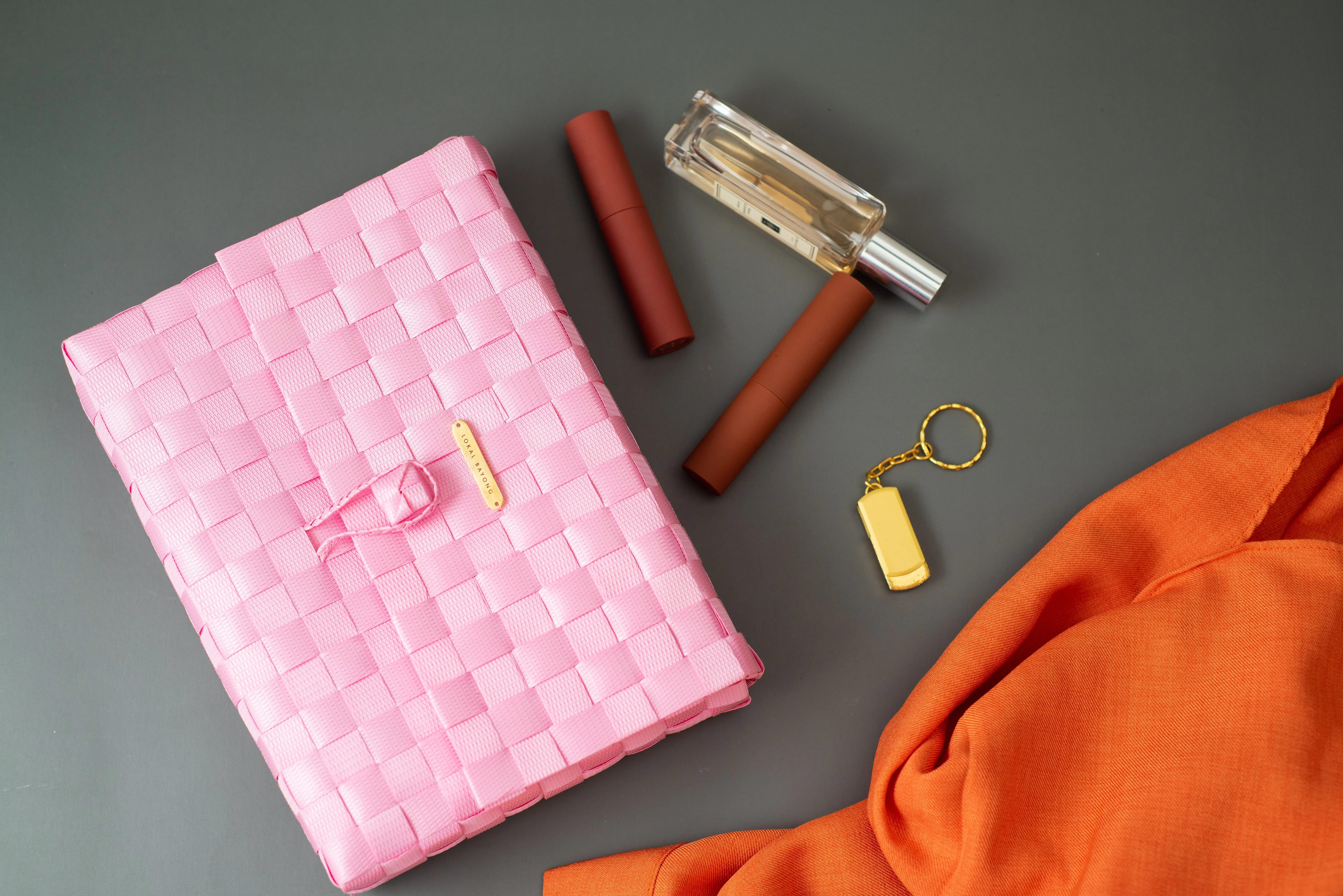Lokal Bayong Joey Hand-Woven Pouch