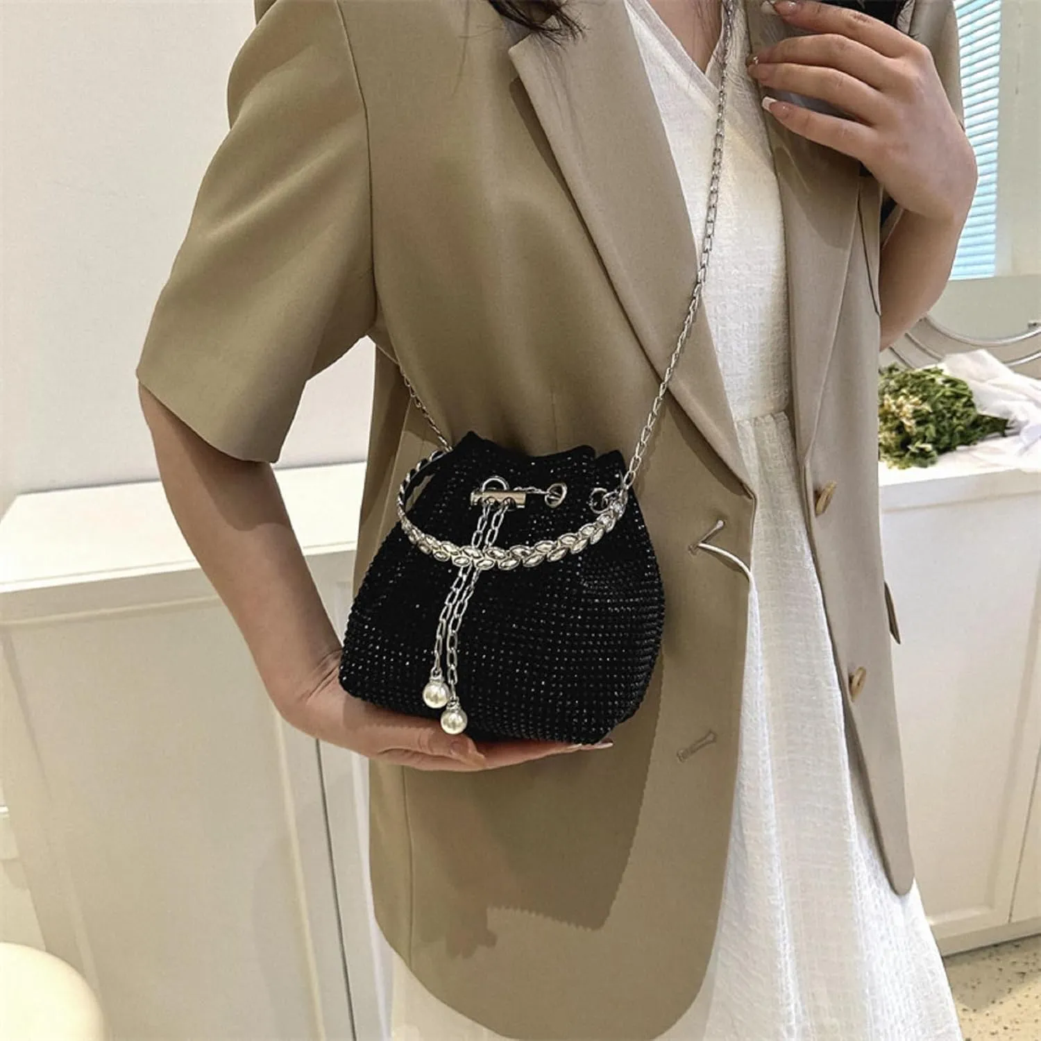 Women Rhinestone Evening Clutch Luxury Diamond Bucket Bag with Drawstring shining Crossbody Shoulder Purse for Prom