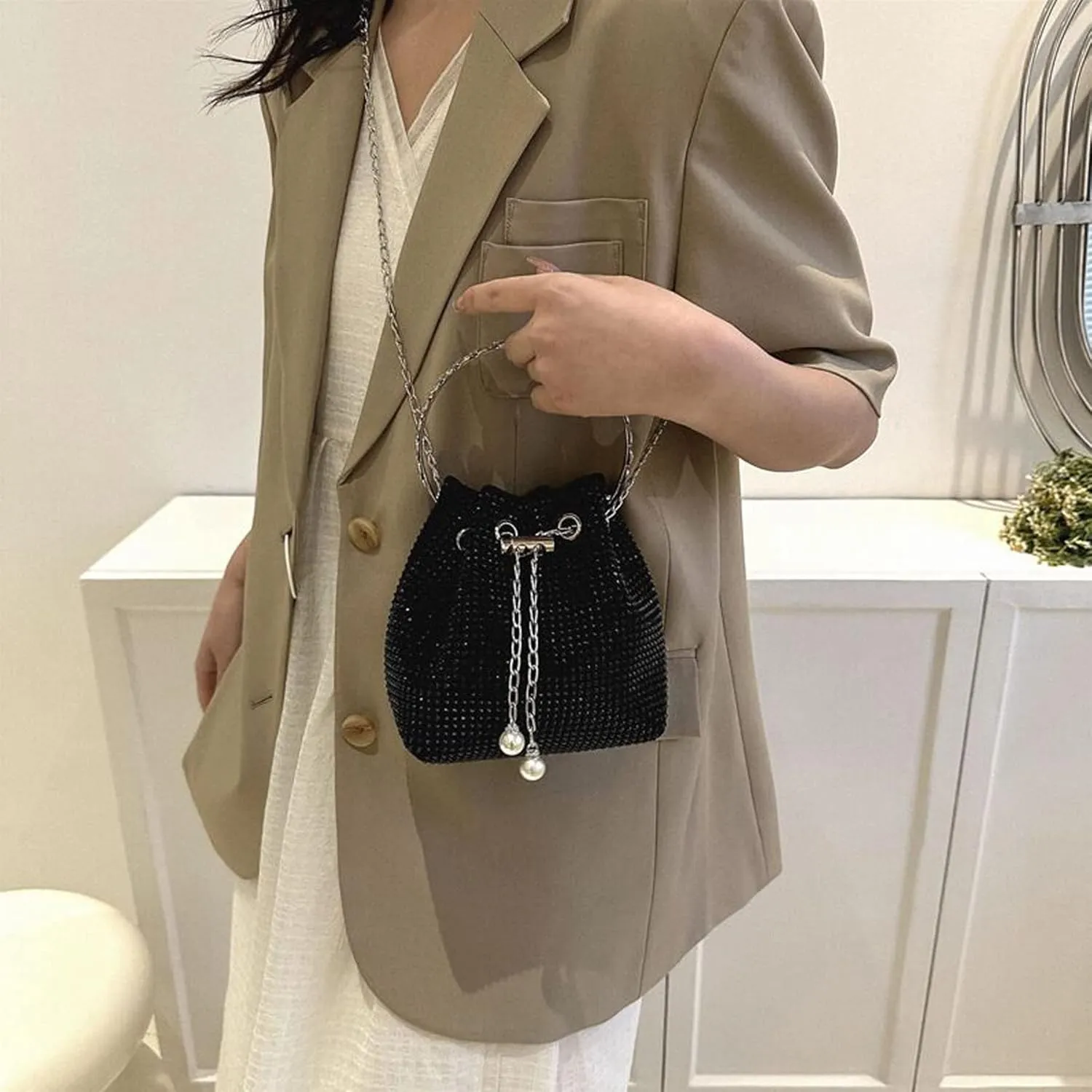 Women Rhinestone Evening Clutch Luxury Diamond Bucket Bag with Drawstring shining Crossbody Shoulder Purse for Prom
