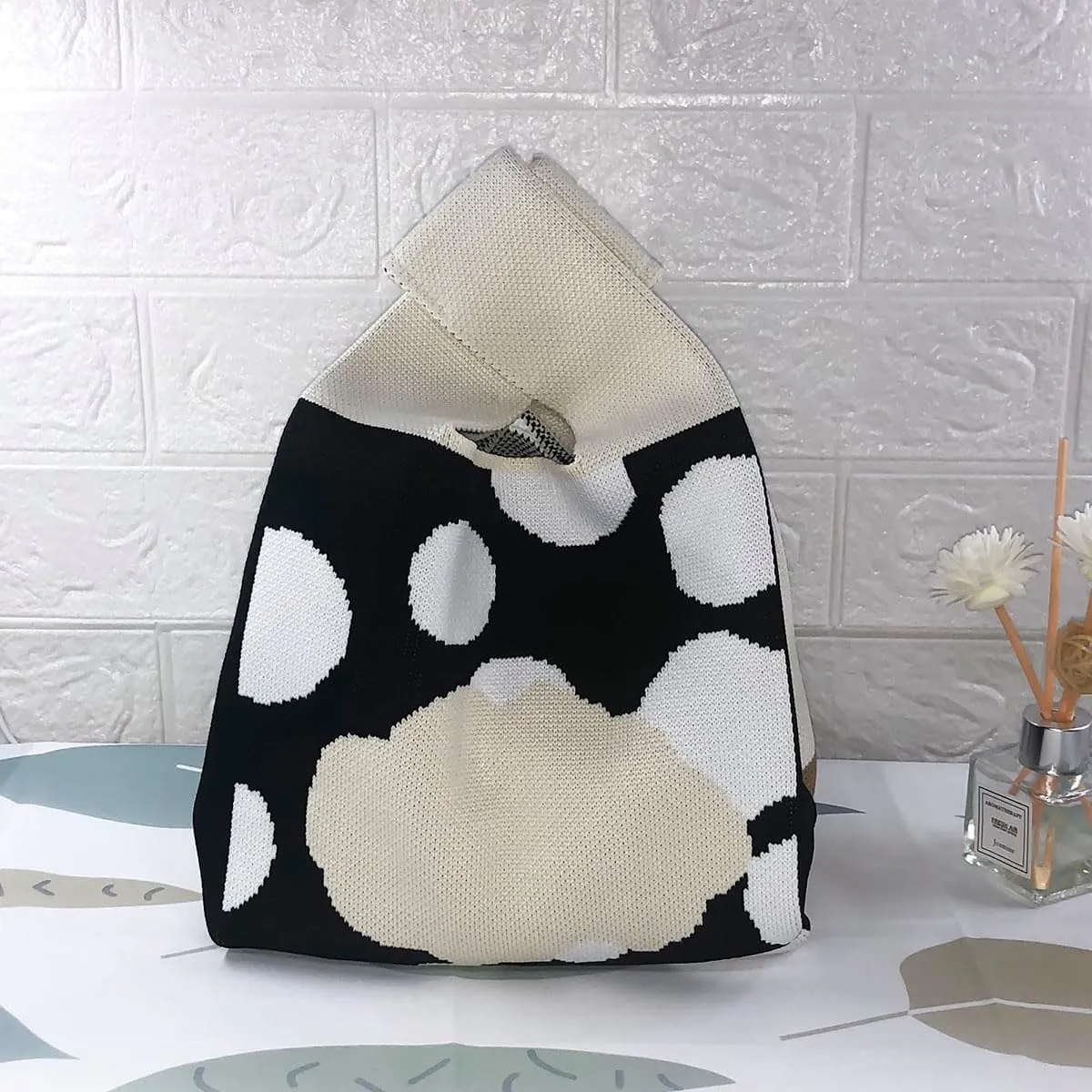 Women's Knit Wrist Bag, Fashionable and Minimalist Small Handbag, Portable Canvas Bag, Suitable for Shopping, Work